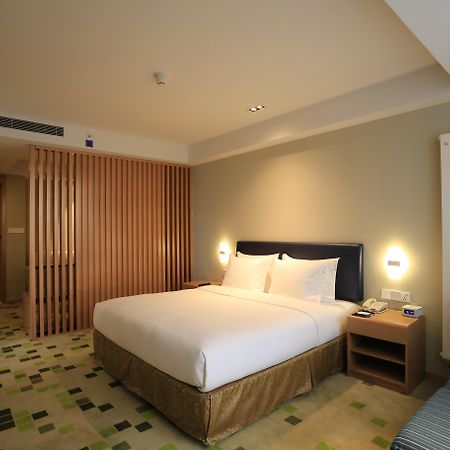 Holiday Inn Express Zhangjiakou Park View, An Ihg Hotel Exterior foto